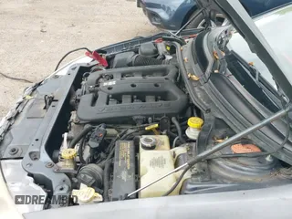 ✅ 2001 Chrysler 300M M • VIN: 2C3AE66G31H651587 • Lot: 43249586. Wystawiony na IAAI z przebiegiem 137 129 mil. Bezpłatny archiwum sprzedaży aukcyjnych z USA i szczegółowy raport historii pojazdu na DreamBid. Zdjęcie 12.