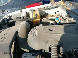 ✅ 2003 Chevrolet Suburban LS • VIN: 3GNFK16ZX3G284907 • Лот: 42788616. Опубликован ранее на IAAI с пробегом 238 892 миль. Бесплатный доступ к архиву аукционных продаж из США и подробный отчёт об истории автомобиля на DreamBid. Изображение 12.