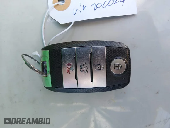 ✅ 2018 Kia Optima EX • VIN: 5XXGU4L31JG206024 • Lot: 45262581. Listed on IAAI with 177,822 mi. Free auction sales archive from the USA and detailed vehicle history report at DreamBid. Image 11.