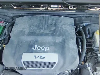 ✅ 2014 Jeep Wrangler Unlimited Sport • VIN: 1C4HJWDG4EL159619 • Lot: 42176313. Wystawiony na IAAI z przebiegiem 79 715 mil. Bezpłatny archiwum sprzedaży aukcyjnych z USA i szczegółowy raport historii pojazdu na DreamBid. Zdjęcie 12.