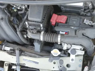 ✅ 2019 Nissan Note SV • VIN: 3N1CE2CP6KL365052 • Lot: 42273112. Wystawiony na IAAI z przebiegiem 35 699 mil. Bezpłatny archiwum sprzedaży aukcyjnych z USA i szczegółowy raport historii pojazdu na DreamBid. Zdjęcie 19.